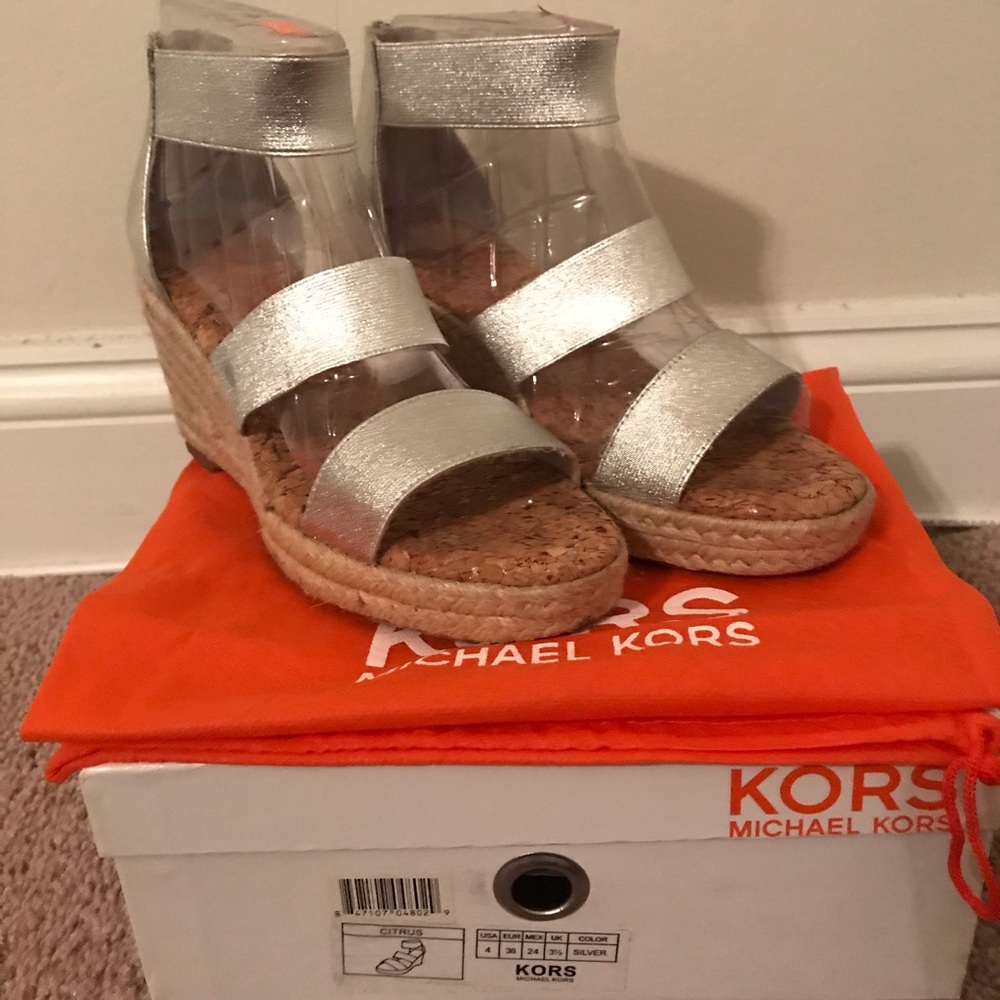 Michael Kors Metalic Girls Sandals